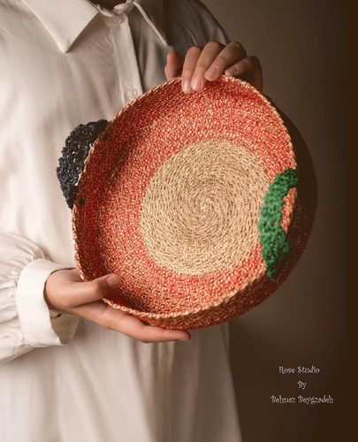 در رنگبندی مختلف