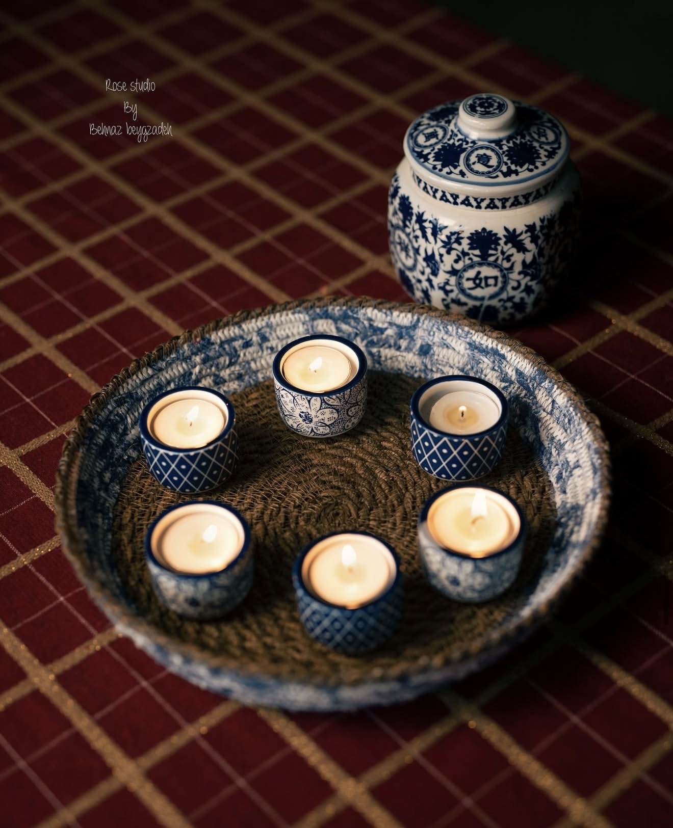 سبد حصیری پارچه دوزی شده مناسب نان_سبزی_میوه_اکسسوری_دکوریجات قطر ۳۰ سانت